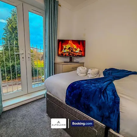 Σπίτι διακοπών Inactive The Purple 5br House By Altoluxoexperience Short Lets & Serviced With Free Parking *